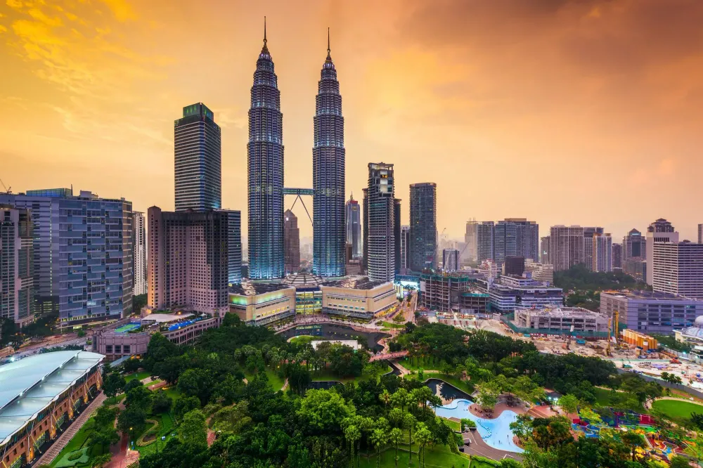 Nightlife in Kuala Lumpur Beach Club Cafe